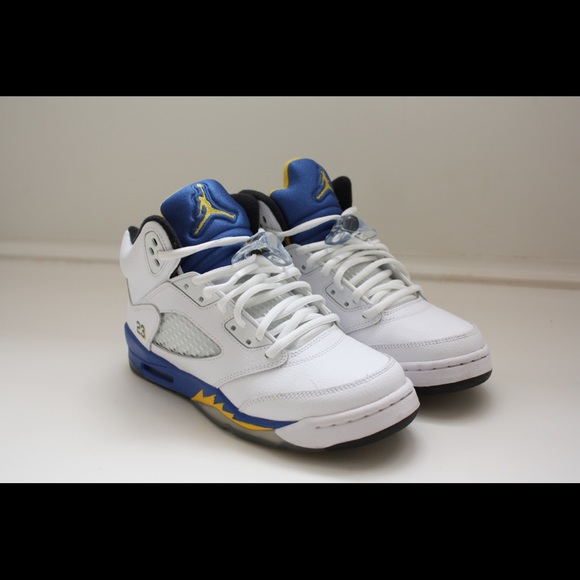 Jordan 5 Laneys (SIZE 5.5Y GRADE SCHOOL/SIZE 7.5 WOMENS) - Picture 3 of 4